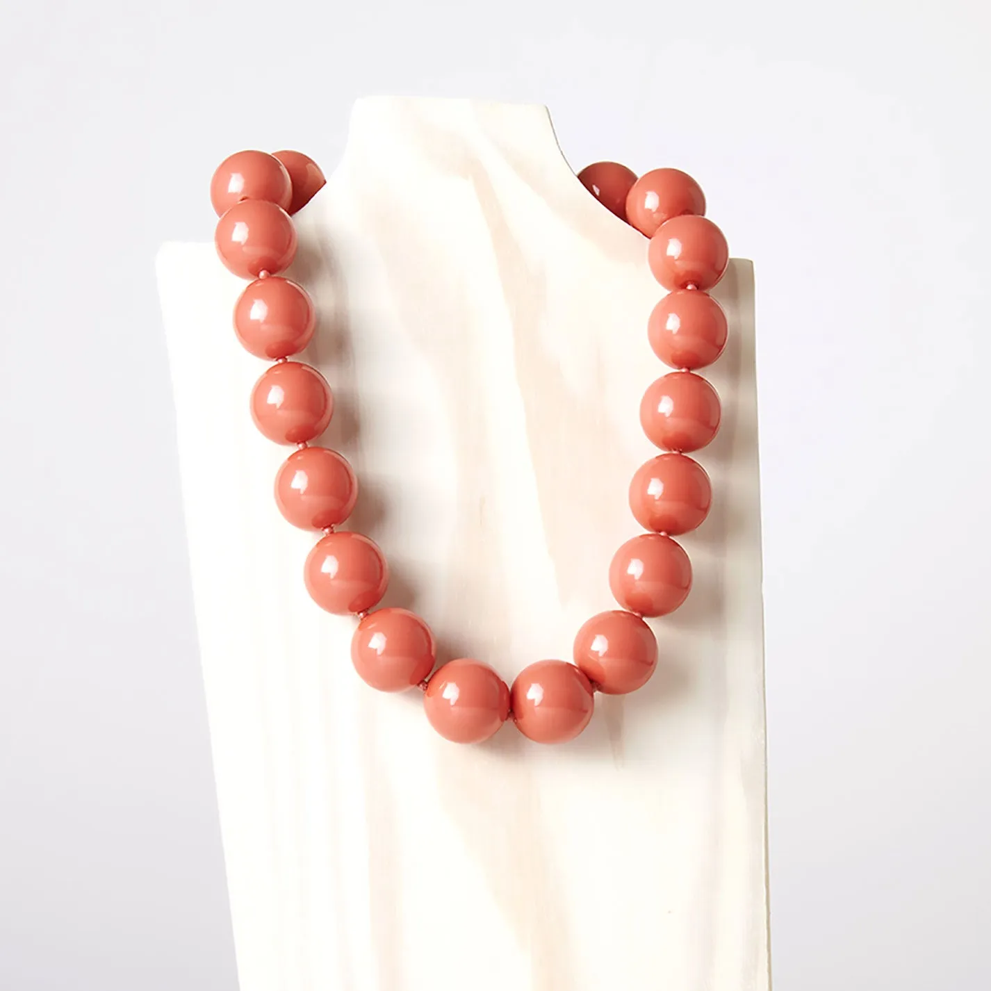 Coral Cooling Pearl Necklace